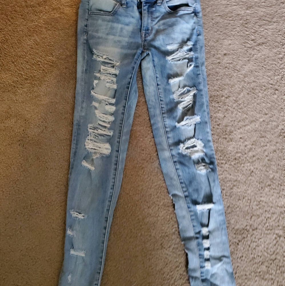American Eagle ripped skinny jeans